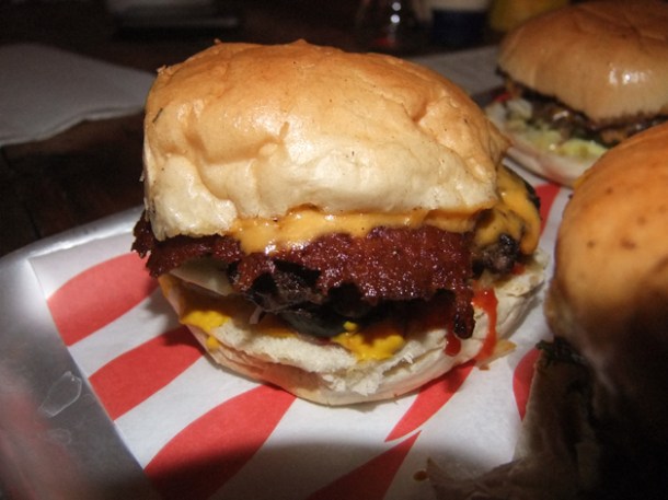 bacon cheese burger at meatliqour