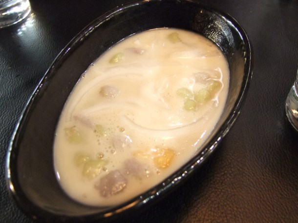 taro balls in coconut milk at suda