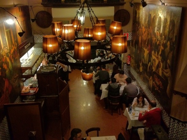 1st floor dining space at los caracoles