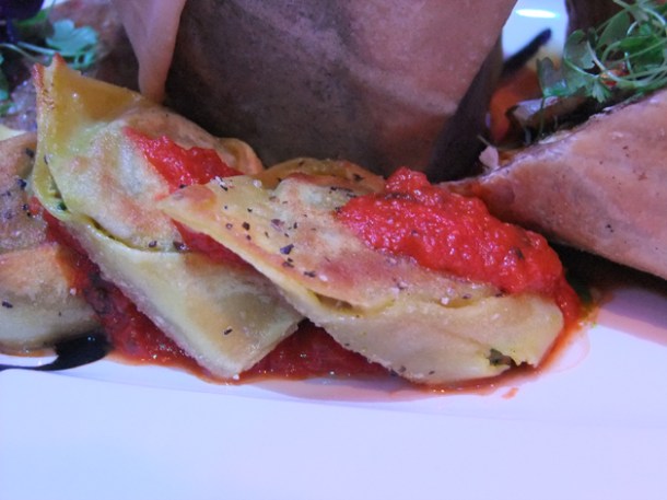 spinach and ricotta tortellini at bubba's