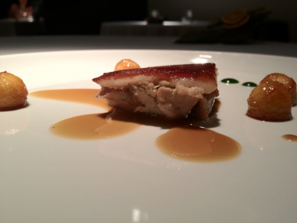 suckling pig at cinc sentits