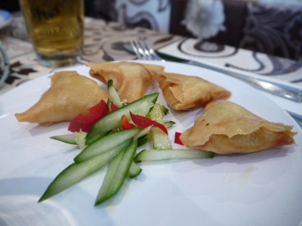 burmese samosas at mandalay