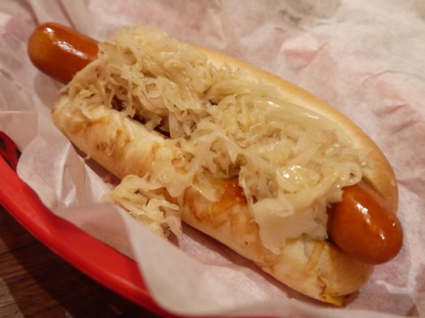new yorker hot dog at bubbledogs