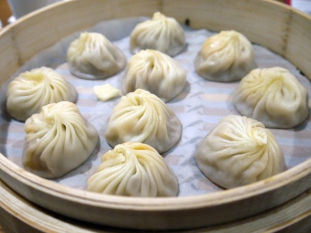 fish and vegetable xiaolongbao at din tai fung taipei 101