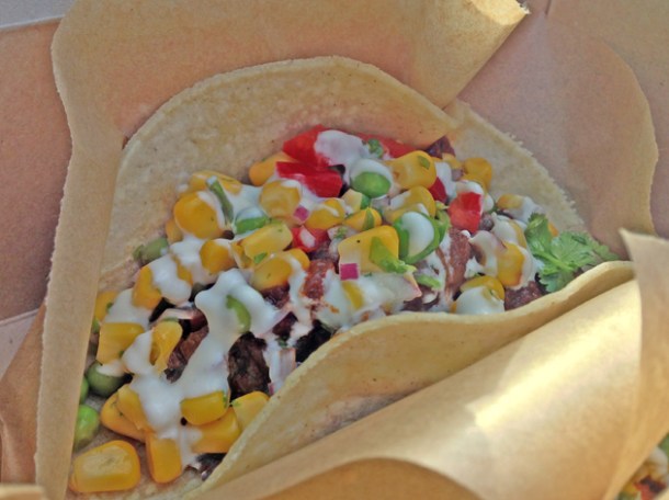 aubergine taco at ambriento