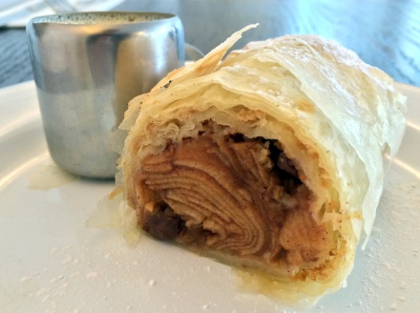 apple strudel at boopshi's