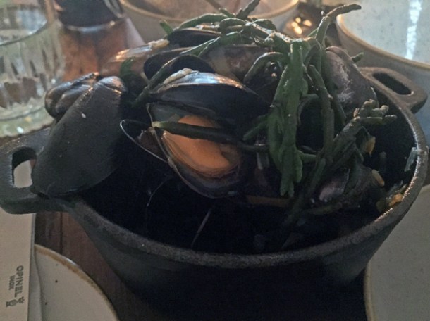 mussels at rök