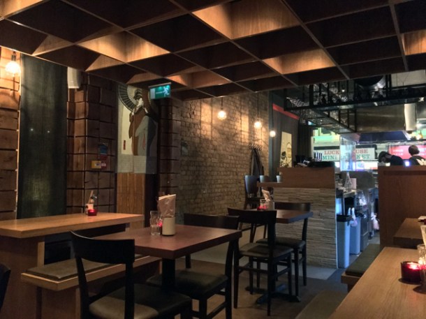 decor yumi izakaya shaftesbury avenue