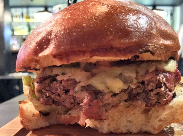 burger at cattle and co