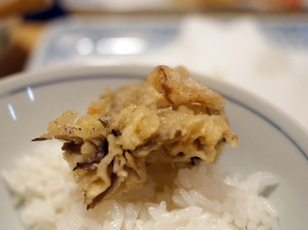 mushroom tempura at tempura tsunahachi shinjuku