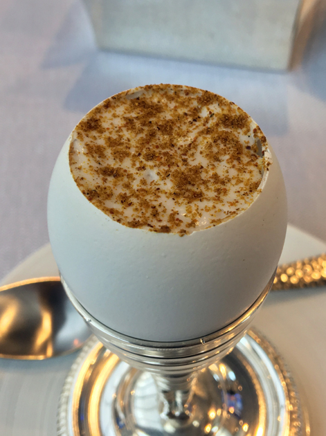 mushroom coconut cream curry powder egg shell amuse bouche at claude bosi bibendum