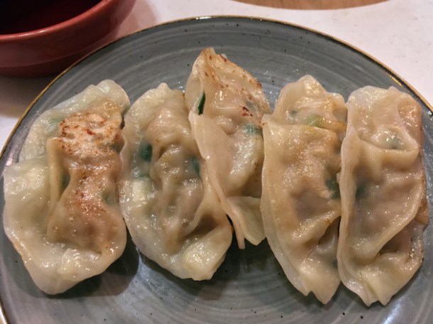 gyoza at yamagoya
