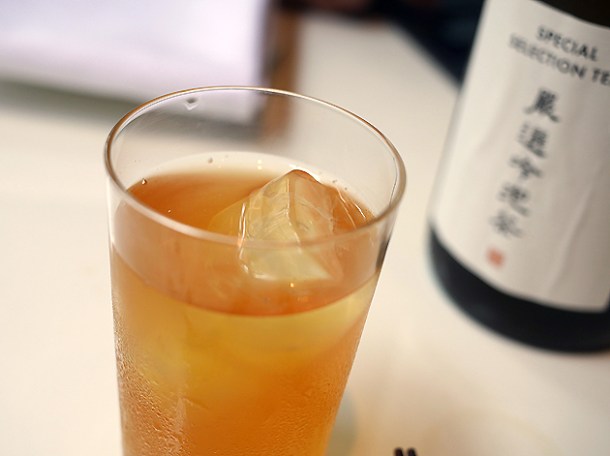 longan and mandarin coldbrew iced tea at xu london