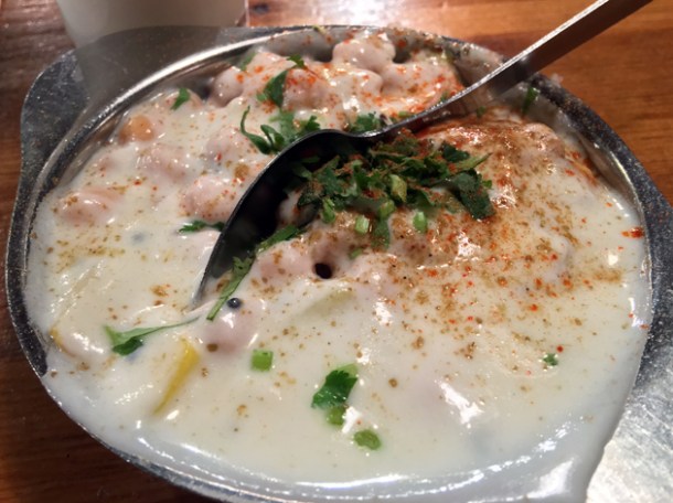 aloo papri chat at diwana bhel poori