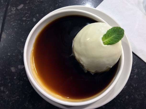goat's cheese ice cream with liqourice at sabor