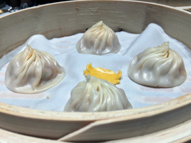 crab and pork soup dumplings at din tai fung covent garden