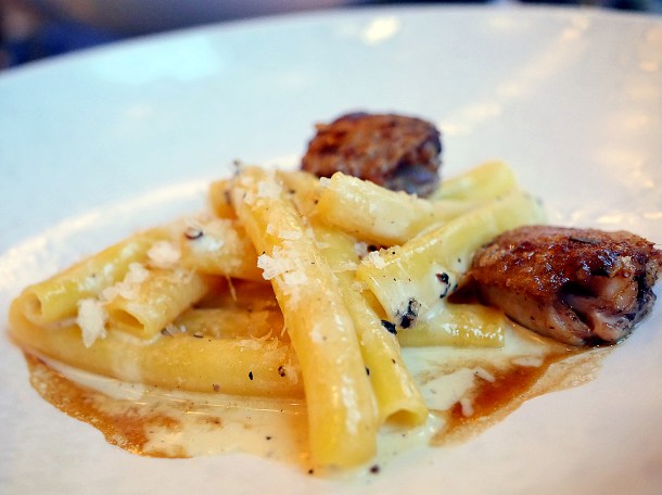 illustrative photo of the macaroni cacio e pepe with chicken wings at Wild Honey St James
