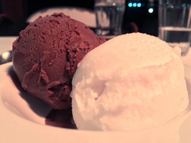 illustrative photo of the chocolate ice cream and lemon sorbet at Bar Douro