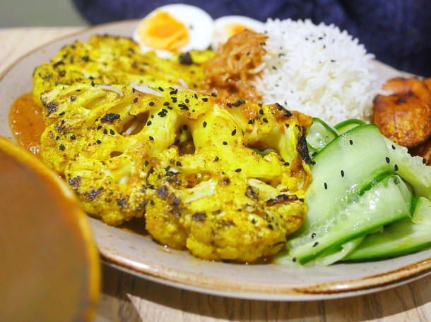 illustrative photo of the cauliflower with peanut sauce at Chishuru