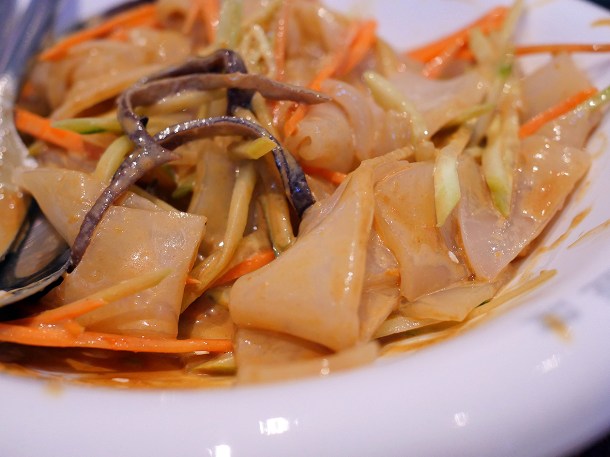 illustrative photo of the Dongbei sweet potato noodle sheets at Tofu Vegan
