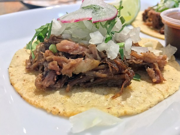 illustrative photos of the suadero Mexican tacos at La Chingada