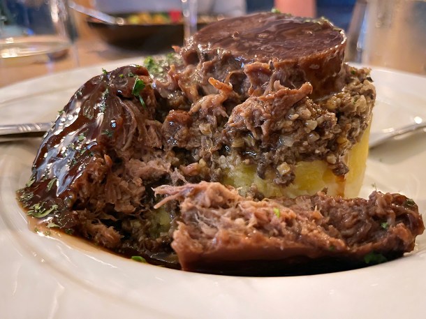 illustrative photo of the braised beef shin with haggies, neeps and tatties at the Hebridean Inn