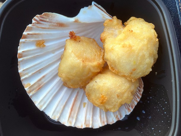 illustrative photo of the deep fried scallops from Fishmarket Newhaven