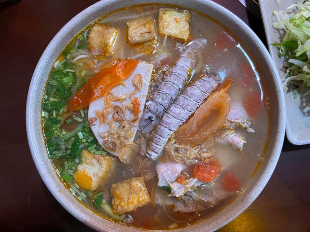 illustrative photo of the mantis shrimp vermicelli noodle soup at Pho Thuy Tay