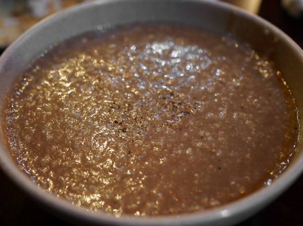 illustrative photo of the offal and boudin congee at Pho Thuy Tay
